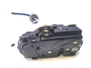 AUDI A2 (2000–2005) Tagaluugi lukk 8Z0839016A - 4