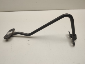   The middle part of the front frame from the lock down  - A2128980232 
