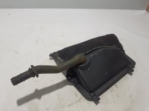   Wiper cowl trim panel  - 668405244R 