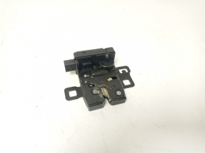   Trunk lid lock 