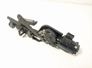 Land Rover Sport L320 (2005–2013) Rear window lock - 4