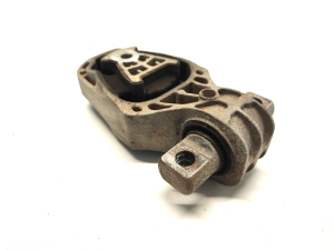 Mercedes Benz Sprinter W 907 (2018–2026) Engine mount A9102420100 - 5
