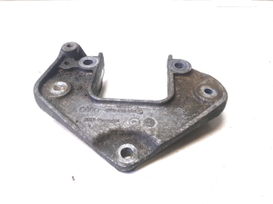 Gearbox bracket - 8Z0199565