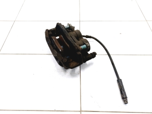 Mercedes Benz Sprinter W 907 (2018–2026) Front brake caliper - 2