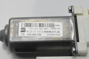 Volkswagen Passat CC CC (2008–2017) Front door window regulator motor 3C8959702 - 4