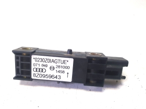 Capteur d’airbag - 8Z0959643