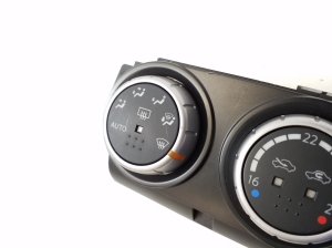NISSAN X-Trail T31 (2007–2013) Heater control panel 27500JG700 - 4