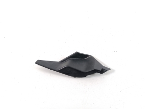   Garniture sous le capot 