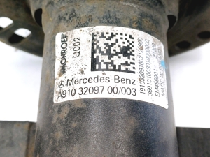Mercedes Benz Sprinter W 907 (2018–2026) Front shock absorber A9103209700 - 3