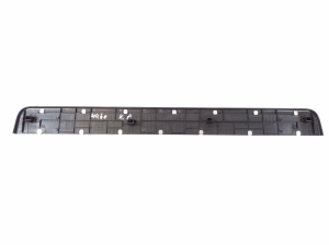 Infiniti Q70 (2013–2018) Inner sill trim 769B11BA0A - 4