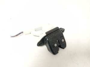 RENAULT Kadjar (2015–2026) Trunk lid lock - 3