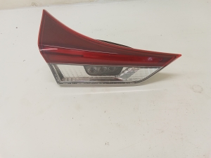 Tail light on trunk lid - 02344