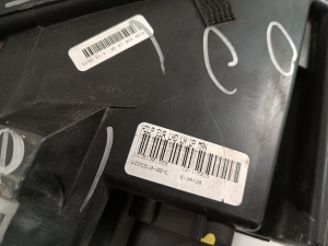 Tesla Model S S (2012–2026) Scheinwerfer und seine Teile - 10