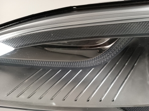 Tesla Model S S (2012–2026) Scheinwerfer und seine Teile - 3