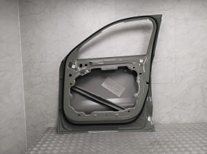 VOLVO XC40 (2017–2026) Front door - 3