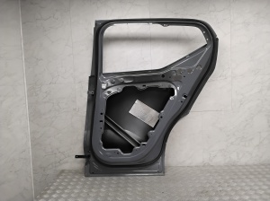 VOLVO XC40 (2017–2026) Rear side doors - 7
