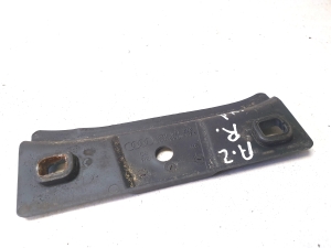 Front fender bracket - 8Z0821236