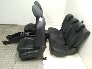 Mitsubishi Eclipse cross (2017–2026) Interior and its parts - 5
