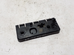   Exterior sill trim bracket 