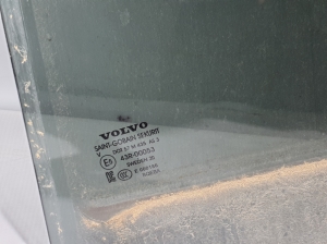 VOLVO XC90 (2015–2024) Aizmugurējo sānu durvju stikls 31371001 - 2