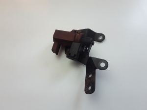 VOLVO C30 (2006–2013) Solenoid 6G909E882CA - 2