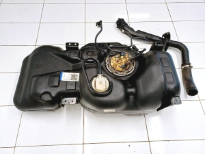 Mercedes Benz Sprinter W 907 (2018–2026) Degvielas tvertne A9104700400 - 3