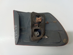 TOYOTA Avensis Verso M2 (2001–2009) Eckleuchte hinten 4457 - 2