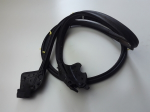 NISSAN 370 Z Z34 (2009–2026) Esiukse tihenduskumm 808301EA0A - 2