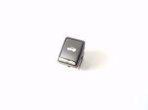 Infiniti Q70 (2013–2018) Trunk opening switch 251B11MA0A - 2