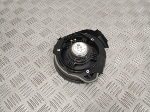 Mercedes Benz A-Class 177 (2018–2026) Tagumise külgukse kõlar A2478201402 - 2