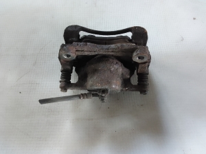 NISSAN Qashqai+2 (2007–2013) Bremssattel vorne 41001JD00A - 2