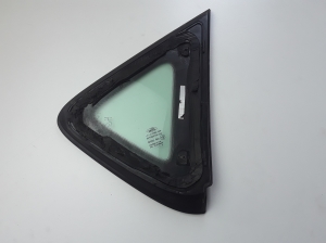 Ford Fiesta VI (2008–2017) Rear quarter glass 8A61A29751A - 2