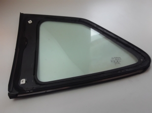 Subaru Forester SK (2018–2026) Rear quarter glass 65210A - 2