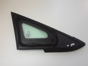 Ford Fiesta VI (2008–2017) Vitre de custode arrière 1799204 - 3