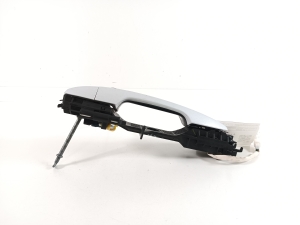 Mitsubishi Eclipse cross (2017–2026) Front door external opening handle and its details - 5