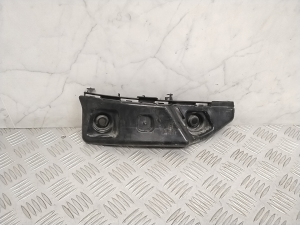 Rear bumper bracket - A1768850165