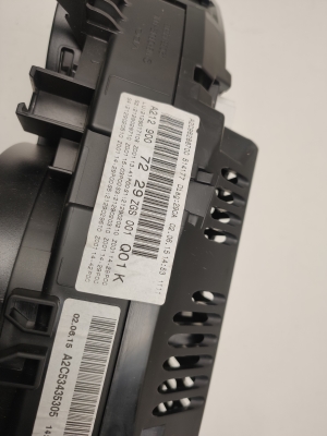 Mercedes Benz E-Class W207 (2009–2017) Instrument cluster A2129007229 - 2