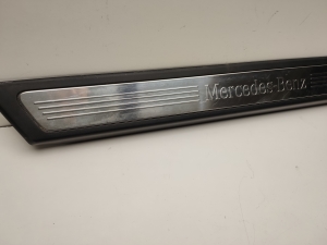 Mercedes Benz E-Class W207 (2009–2017) Inner sill trim A2076800235 - 4