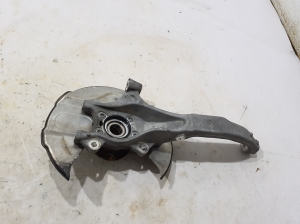 VOLVO XC90 (2015–2024) Front wheel hub 32298139 - 3