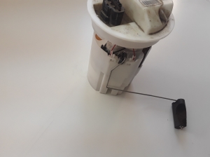 Ford Fiesta VI (2008–2017) Kütusepump paagis C1B19H307AC - 4