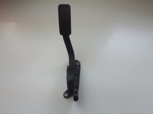 Gaspedal - 8V219F836AB