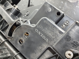 VOLVO XC90 (2015–2024) Handschuhfach 31363669 - 3