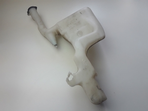 Ford Fiesta VI (2008–2017) Front washer fluid reservoir BA6117B613AG - 4