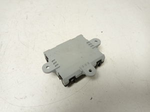 Jaguar XE (2015–2026) Rear side door control unit FK7214D619AE - 3