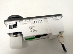 Jaguar XE (2015–2026) USB-pesa FK7219C166BC - 3