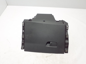   Handschuhfach  - 681082518R 