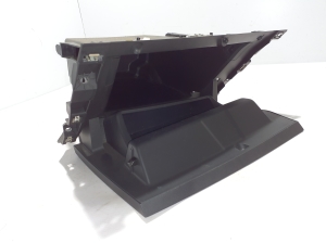RENAULT Clio V (2019–2026) Glove box 681082518R - 2