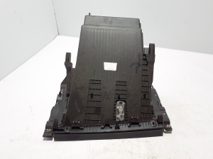 RENAULT Clio V (2019–2026) Glove box 681082518R - 3