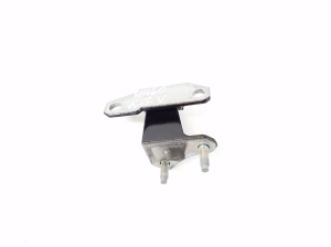 Infiniti Q70 (2013–2018) Rear side door upper hinge 824011MA0A - 2