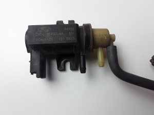 Ford Fiesta VI (2008–2017) Magnetventil CM5G9F490AA - 2